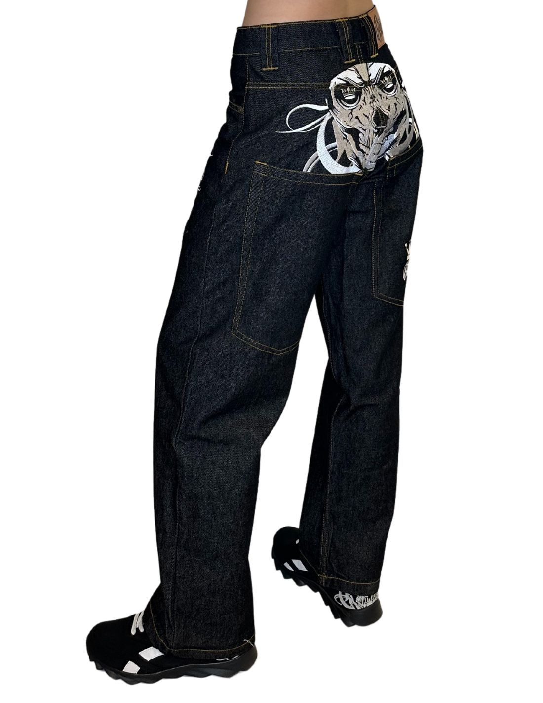 Skull Embroidery Baggy Jeans *limited edition* by BSAT